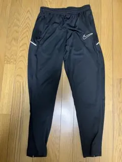 トレーニングパンツ nike