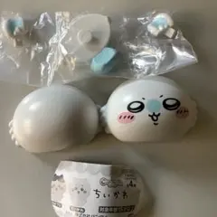 ちいかわ　モモンガ　ガチャガチャ　カプキャラ