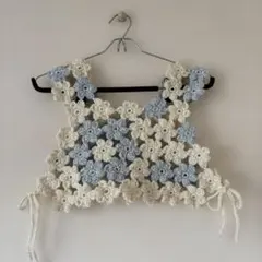 ハンドメイド 花モチーフ ベスト 青 - メルカリ