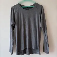 UNIQLO ヒートテックストレッチフリースクルーネック　グレー色