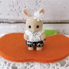 ☆ミニチュア ドール服 赤ちゃん服セット グレー3点 ハンドメイド レース編☆