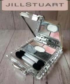 ジルスチュアート　アイシャドウ「リボンクチュールアイズ」　限定品　　匿名配送