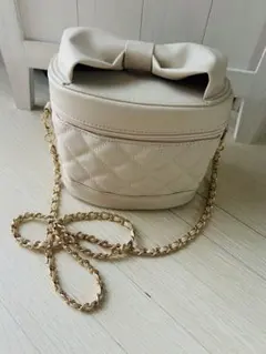 Item thumbnail for item 3698f479-1923-491f-ae74-6f2e013a8743