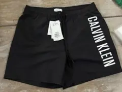 水着　ハーフパンツ　カルバンクライン