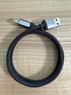 USB-C to USB 充電ケーブル