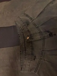 グレー デニムパンツ