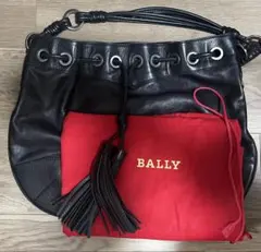 BALLY ブラックレザーショルダーバッグ美品