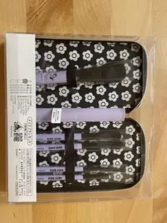 メイクブラシセット デイジーダック　MARY QUANT