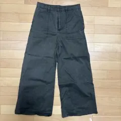 GU ワイドパンツ