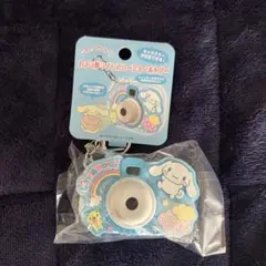 新品サンリオ シナモンロール カメラ形ライトスコープキーホルダー