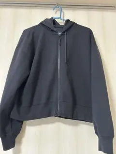 ユニクロ ドライスウェットクロップドフルジップパーカ
