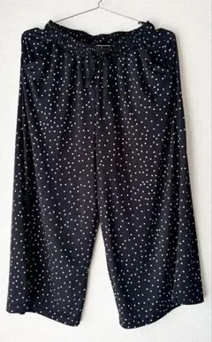 ほぼ未使用 ドット柄 ワイドパンツ ガウチョパンツ 黒 Mサイズ 両ポケットあり