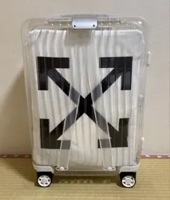 2025年最新】off-white rimowaの人気アイテム - メルカリ