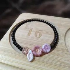 ハンドメイド ビーズブレスレット ブラックパール×花チェコビーズ