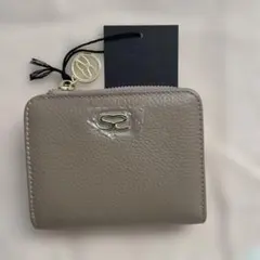 二つ折り財布