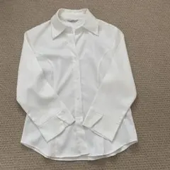 ホワイトシャツ