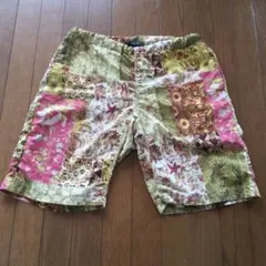 【価格更新】KAVU カブー ショートパンツ 水着　総柄のサムネイル