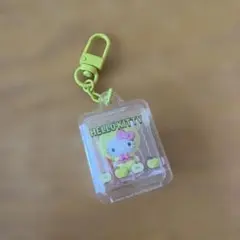 ハローキティ シークレットキーホルダー　フルーツ