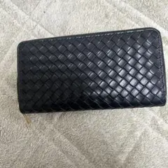 イントレチャート ラウンドファスナー長財布 ブラック