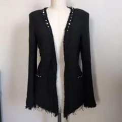 Zara ノーカラージャケット ビジュー付き ツイード　スパイク CHANELのサムネイル