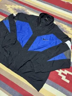 90s NIKEナイロンジャケット【King Gnu常田大希・着用類似デザイン】 90s NIKEナイロンジャケット【King Gnu常田大希・着用類似デザイン
