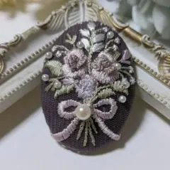 くるみボタン刺繍　インド刺繍リボン　ブローチ　オーバル　オリジナル