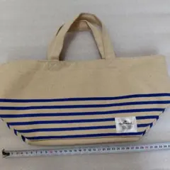 hallmarkのトート。ブルーのボーダーで裏地はナイロンの花柄。
