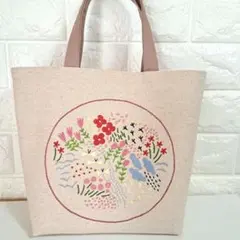 花々の刺繍トートバッグ(389)　エコバッグ　ハンドメイド
