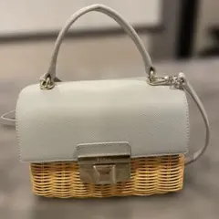 FURLA フルラ　カゴバッグ　ショルダーバッグ　ハンドバッグのサムネイル