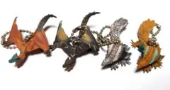 モンスターハンター　ジンオウガ　ティガレックス　フィギュア　キーホルダー