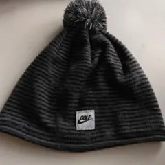 GOLF ボンボン付きニット帽 ナイキ