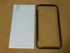 ★新品★ガラスフィルム（アイフォン１５プロ　ｉＰｈｏｎｅ１５Ｐｒｏ用）ガイド枠付