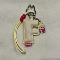 ラブブ　イニシャルチャーム　【F】　PIN FOR LOVE