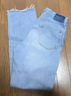 トゥデイフル カットオフ ストレート デニム 24のサムネイル