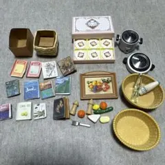 シルバニアファミリー　小物　ギフト食器コレクション 皿　ミニチュア