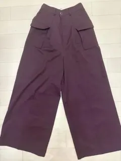 メルローイキュー　ワイドパンツ　エンジ色