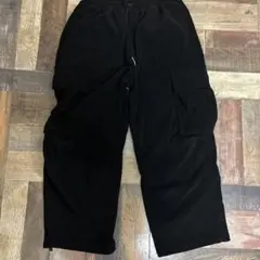 ブラックカーゴパンツ ルーズフィット