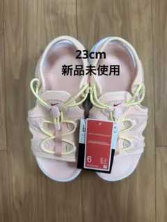 【最終お値下げ】NIKE ナイキ エアマックスココ ピンク 23cmのサムネイル
