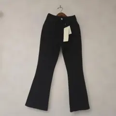 KOLE LETTUCE ブラックブーツカットデニム　サイズPS