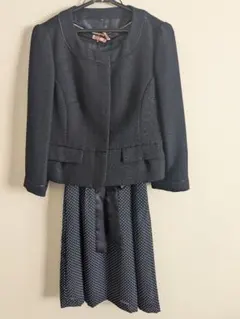 紺フォーマルスーツ３点セット　11AR