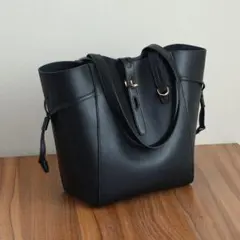 グレー レザー ショルダーバッグ ボディバッグ #カルドア - メルカリ