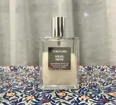 TOM FORD トムフォード SOLEIL NEIGE 30ml 香水 - メルカリ