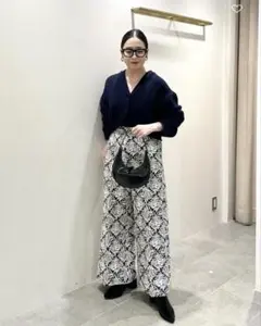 美品 CONTE 辺見えみり　1ボタン ショートカーディガン