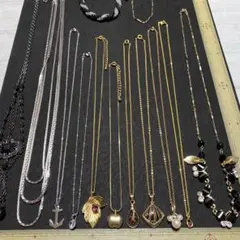 ネックレスまとめ売り