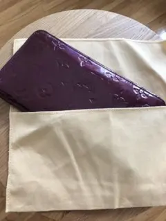 【値下げ中】ルイヴィトン 長財布 ジッピーウォレットヴェルニモノグラム