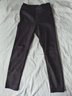 ★ユニクロUNIQLO★黒 スキニーデニムパンツ★サイズ 120★