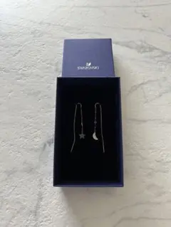 Swarovski ピアス
