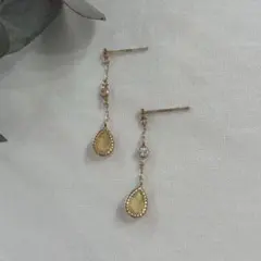 k10 オパールピアス