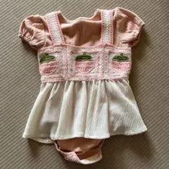 ロンパース　いちご柄　ピンク　70サイズ