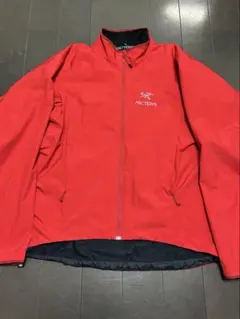 ARC'TERYX 赤 マウンテンパーカー【値下げ交渉大歓迎です。】 - メルカリ